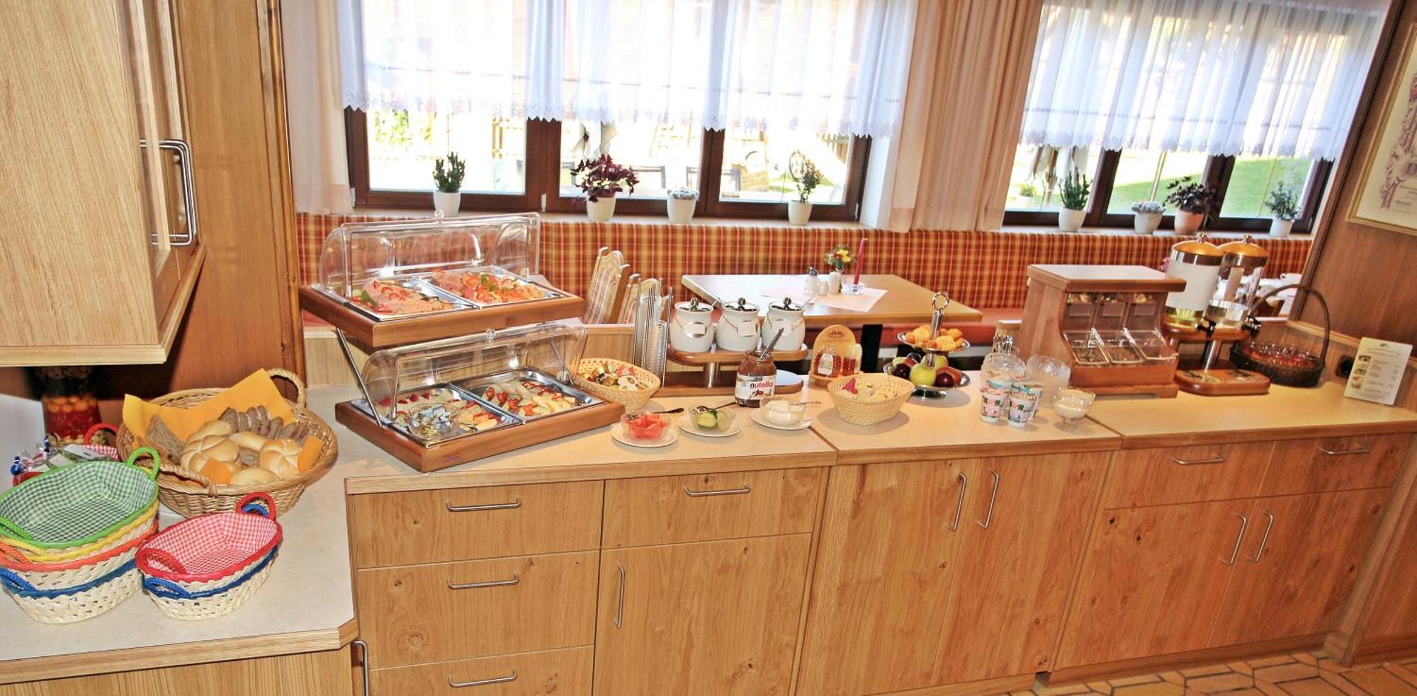 Das Kleine Berghotel Liesing エクステリア 写真