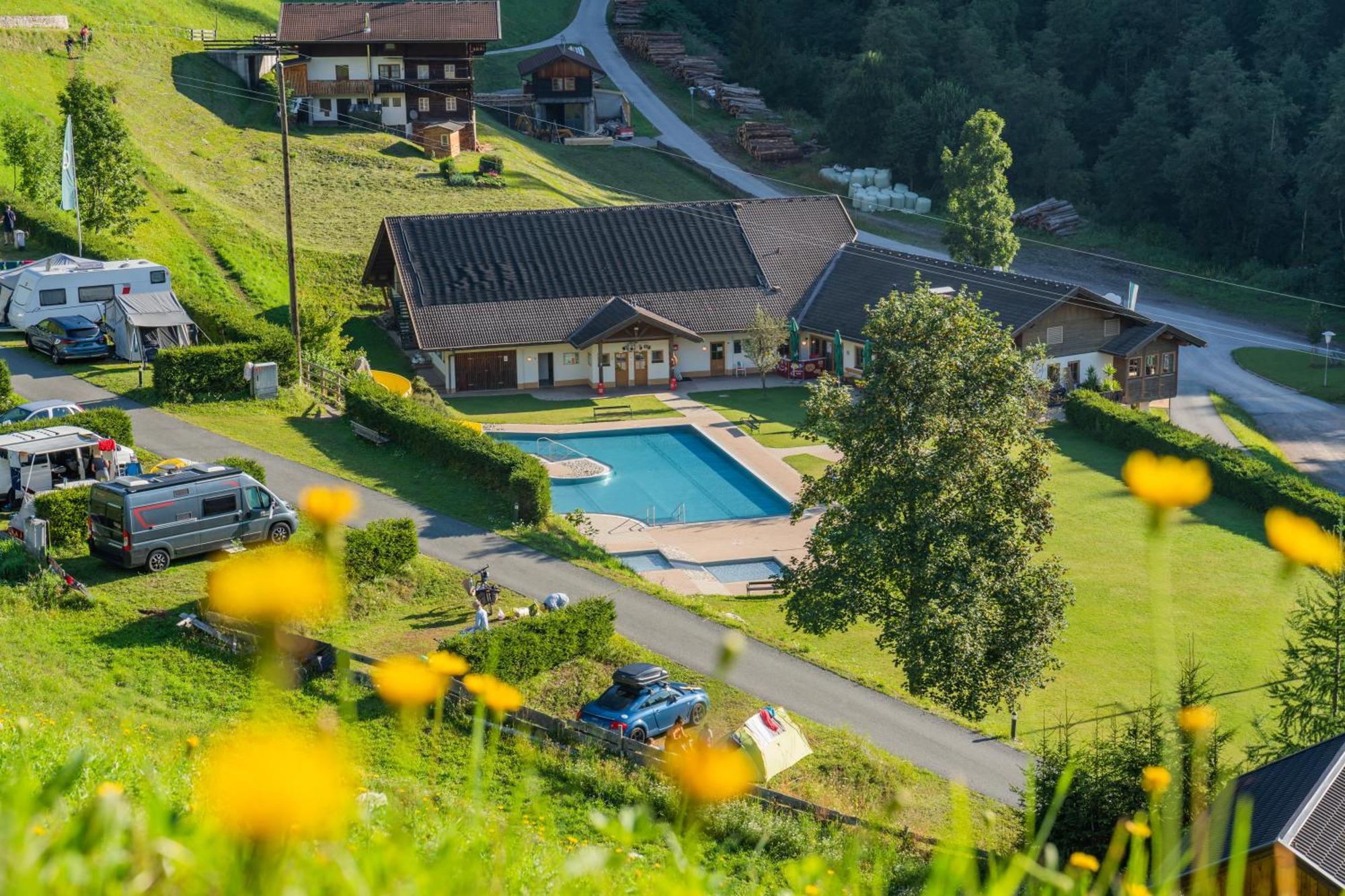 Das Kleine Berghotel Liesing エクステリア 写真